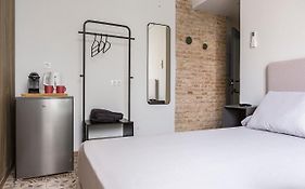 Valentin Suites